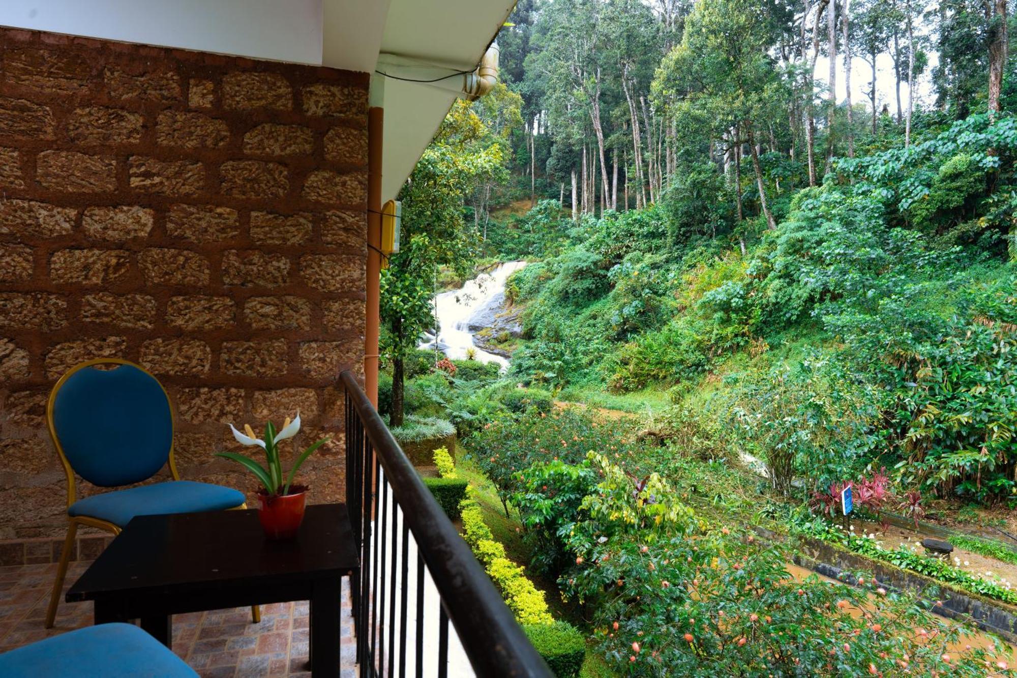 Falling Waters Munnar Dış mekan fotoğraf